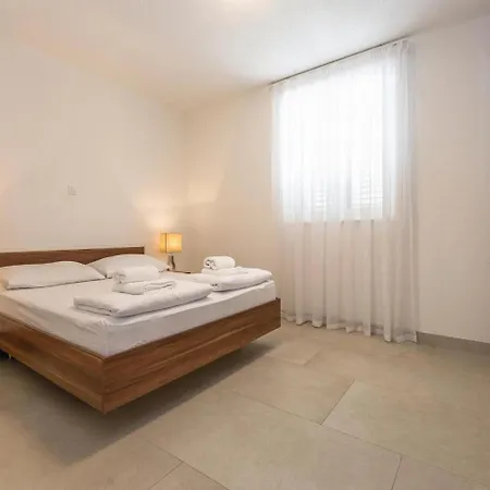 One-bedroom In * Makarska